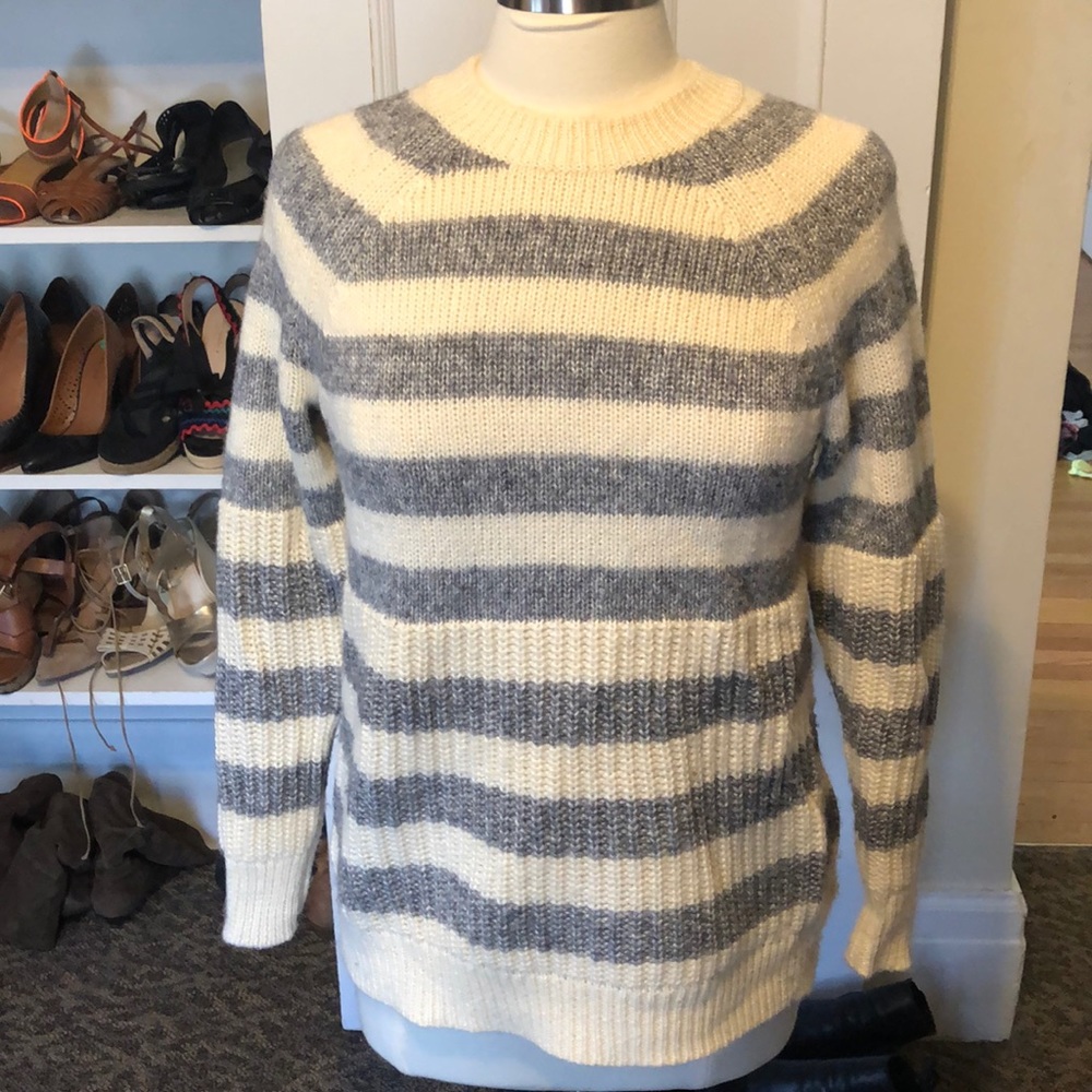 Banana Republic Sweater
